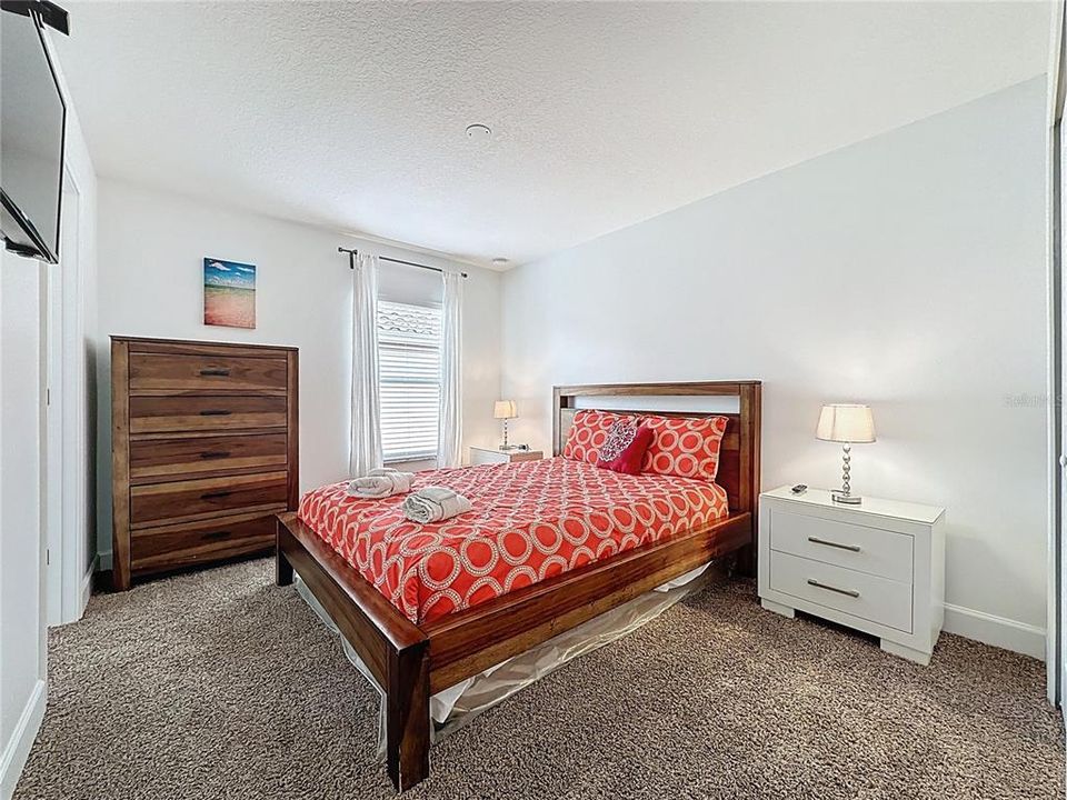 待售: $499,999 (6 贝兹, 4 浴室, 3579 平方英尺)