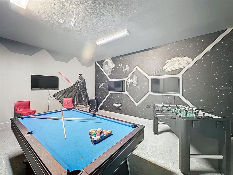 待售: $499,999 (6 贝兹, 4 浴室, 3579 平方英尺)