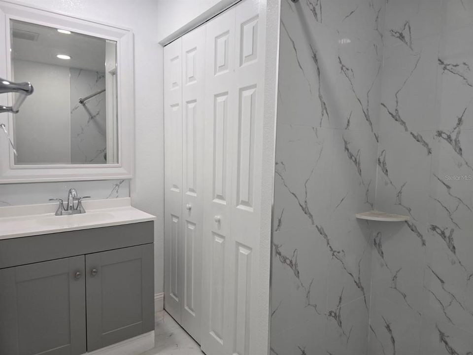 For Rent: $1,300 (1 beds, 1 baths, 500 Square Feet)