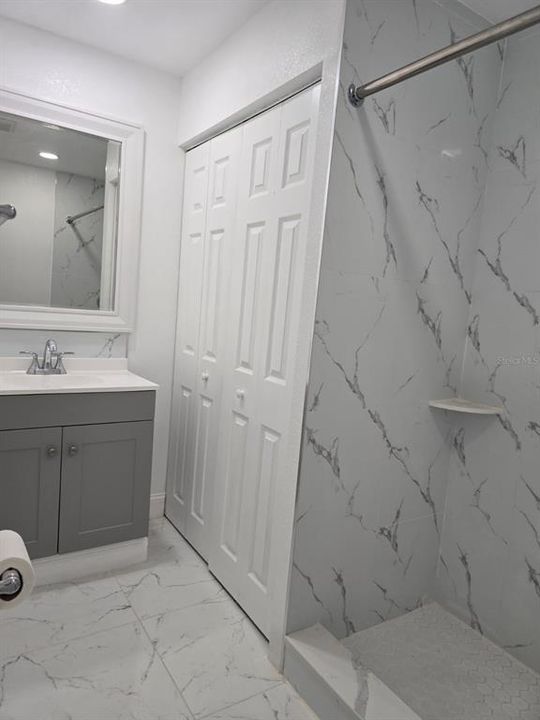 For Rent: $1,300 (1 beds, 1 baths, 500 Square Feet)