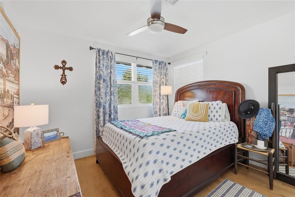 En Venta: $485,000 (2 camas, 1 baños, 870 Pies cuadrados)