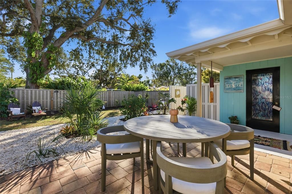 En Venta: $485,000 (2 camas, 1 baños, 870 Pies cuadrados)