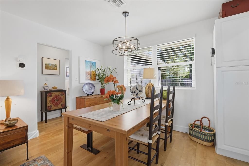 En Venta: $485,000 (2 camas, 1 baños, 870 Pies cuadrados)