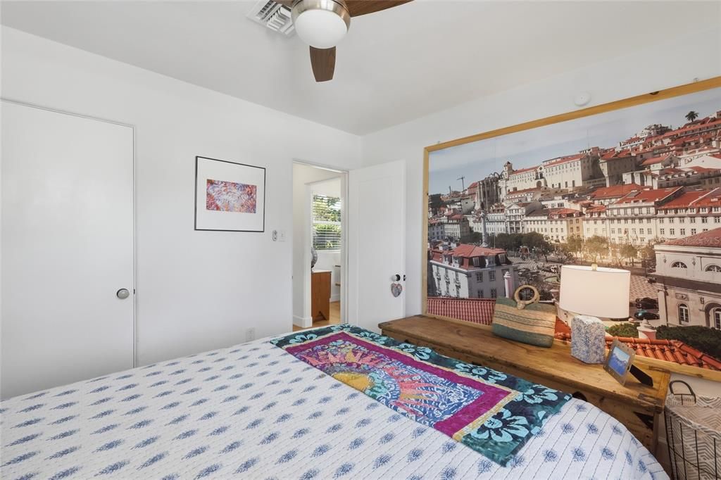 En Venta: $485,000 (2 camas, 1 baños, 870 Pies cuadrados)