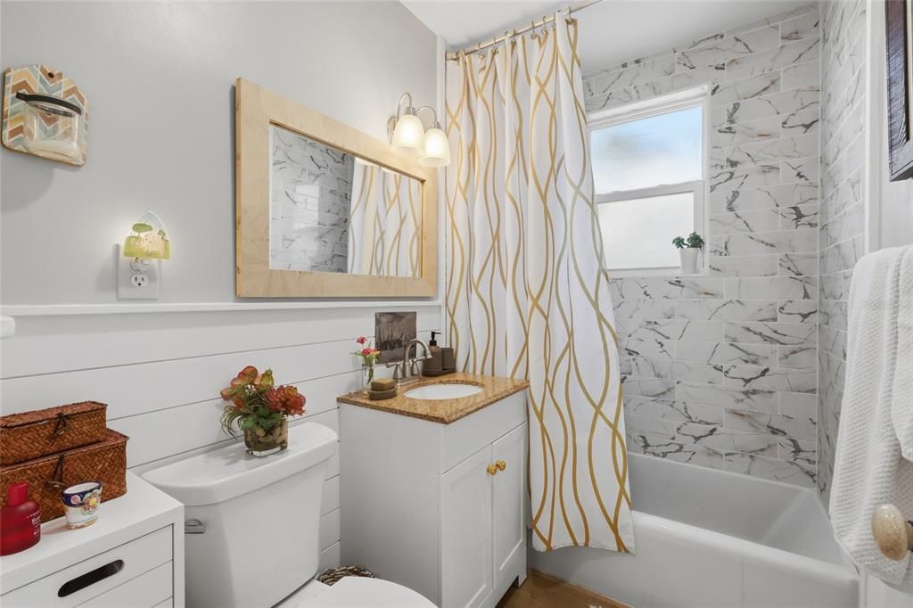 En Venta: $485,000 (2 camas, 1 baños, 870 Pies cuadrados)