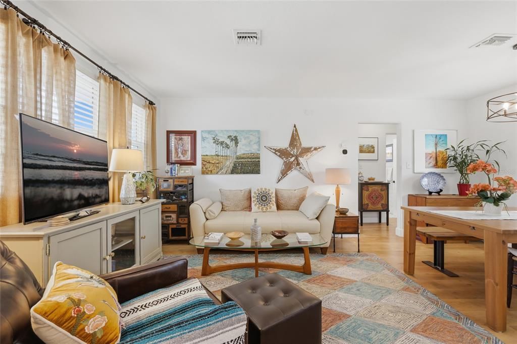 En Venta: $485,000 (2 camas, 1 baños, 870 Pies cuadrados)