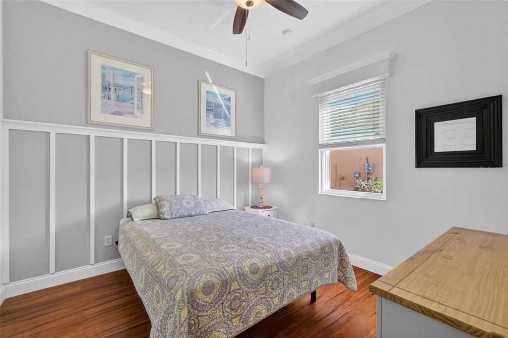 For Sale: $385,000 (3 beds, 2 baths, 1577 Square Feet)