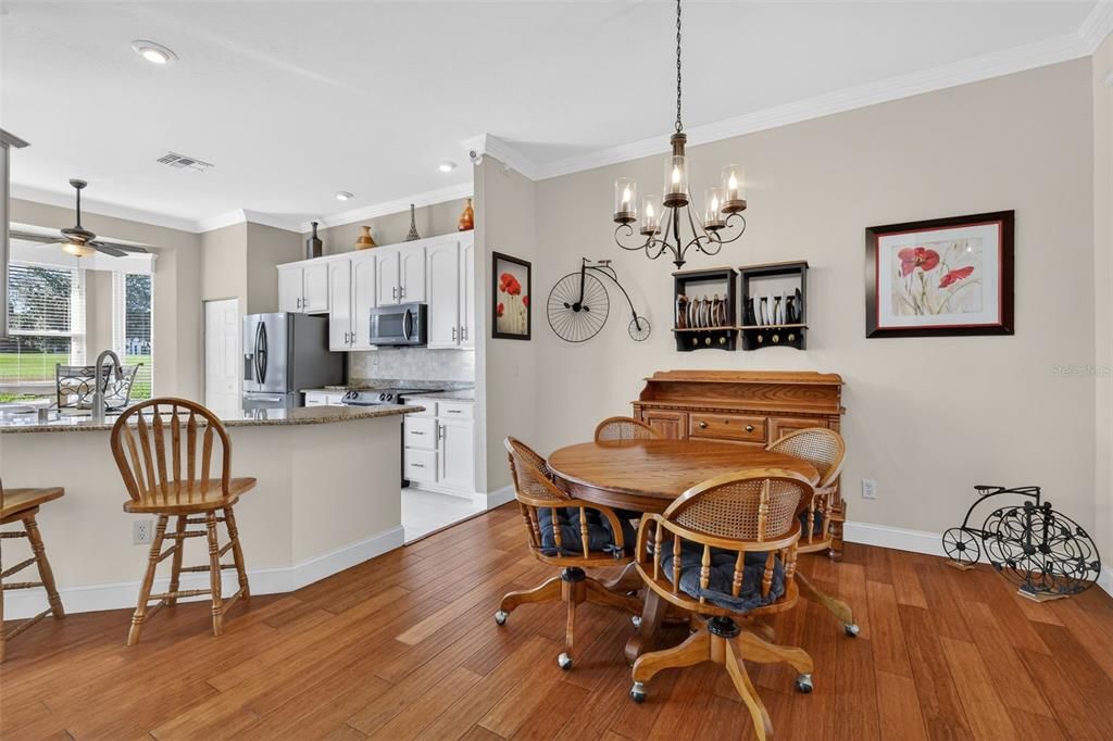 For Sale: $385,000 (3 beds, 2 baths, 1577 Square Feet)