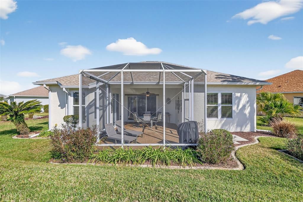 For Sale: $385,000 (3 beds, 2 baths, 1577 Square Feet)