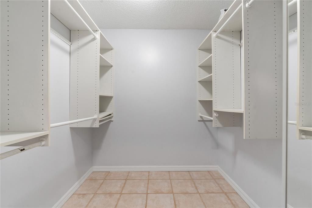 For Sale: $629,000 (3 beds, 3 baths, 2010 Square Feet)