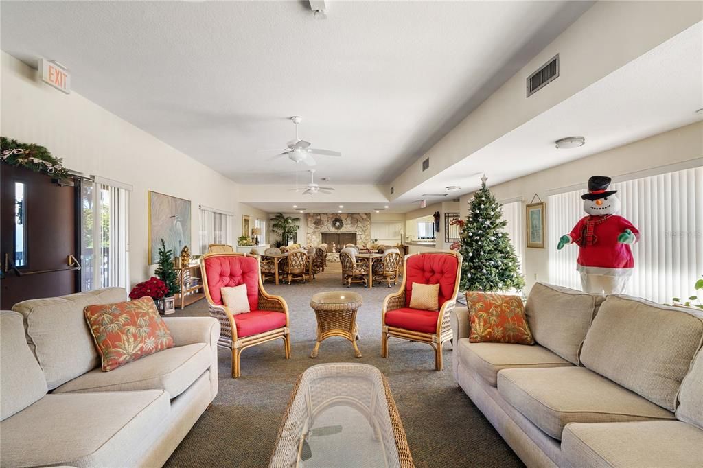 For Sale: $629,000 (3 beds, 3 baths, 2010 Square Feet)