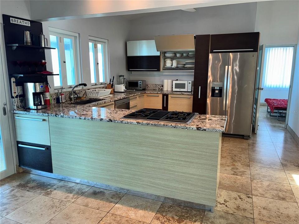 En Venta: $1,600,000 (5 camas, 5 baños, 4298 Pies cuadrados)