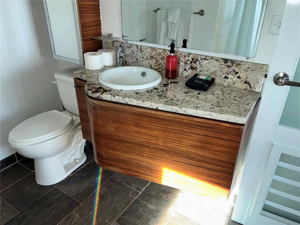 En Venta: $1,600,000 (5 camas, 5 baños, 4298 Pies cuadrados)
