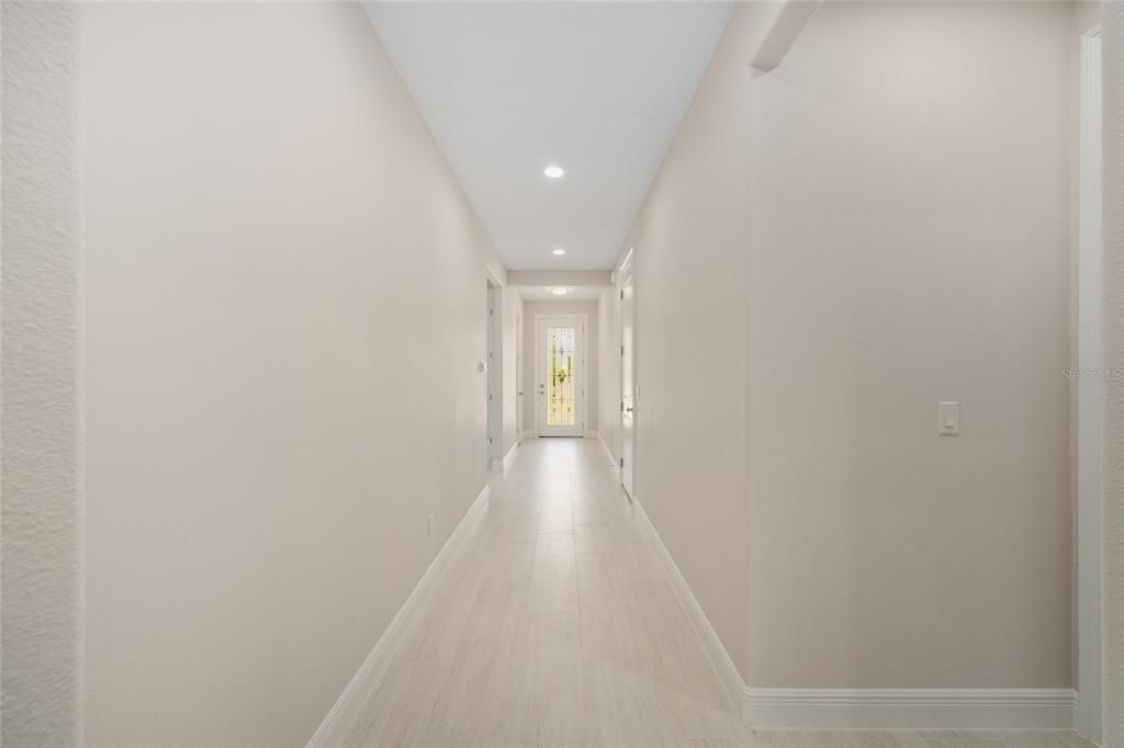 En Venta: $335,000 (4 camas, 3 baños, 2057 Pies cuadrados)