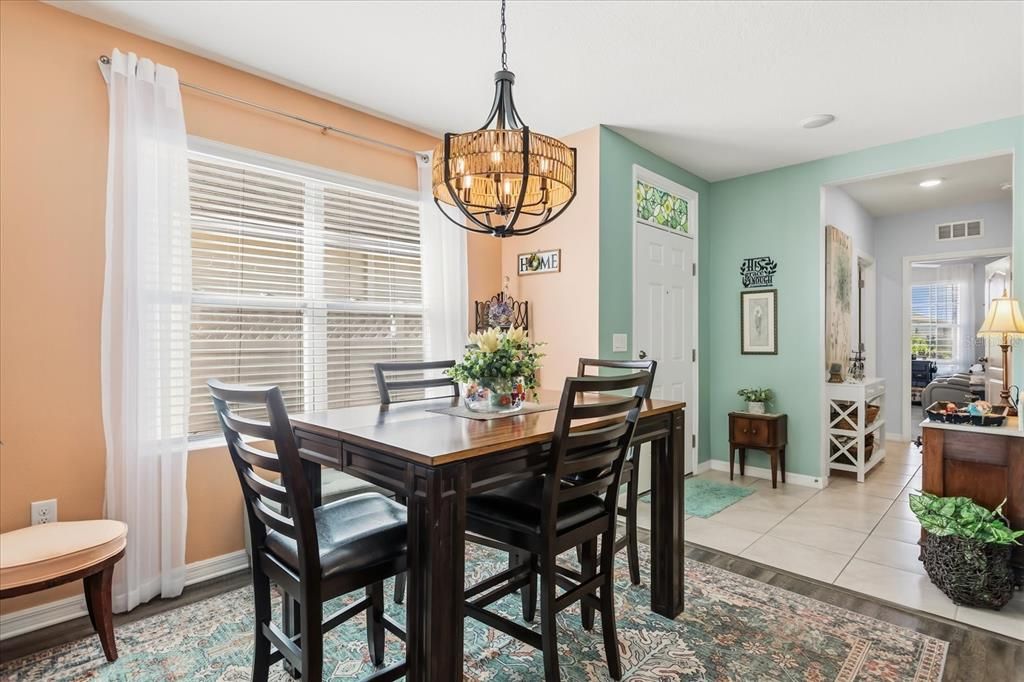 For Sale: $365,000 (3 beds, 2 baths, 1515 Square Feet)