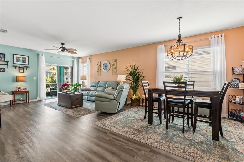 For Sale: $365,000 (3 beds, 2 baths, 1515 Square Feet)