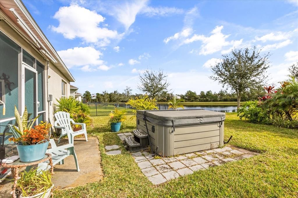 For Sale: $365,000 (3 beds, 2 baths, 1515 Square Feet)