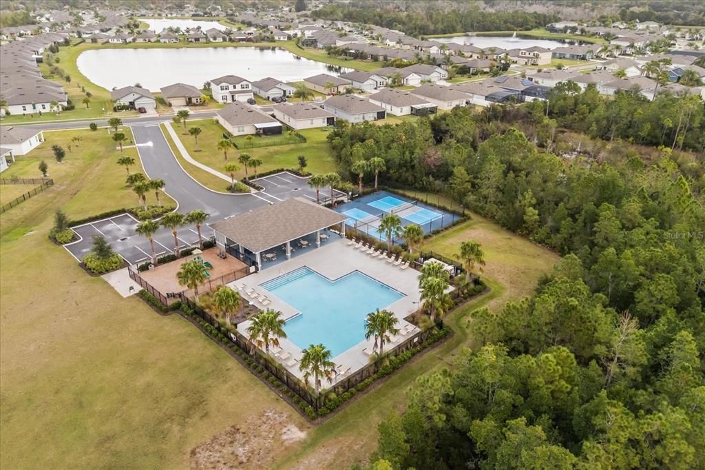 For Sale: $365,000 (3 beds, 2 baths, 1515 Square Feet)