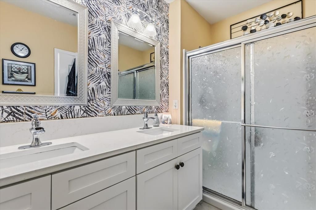 For Sale: $365,000 (3 beds, 2 baths, 1515 Square Feet)