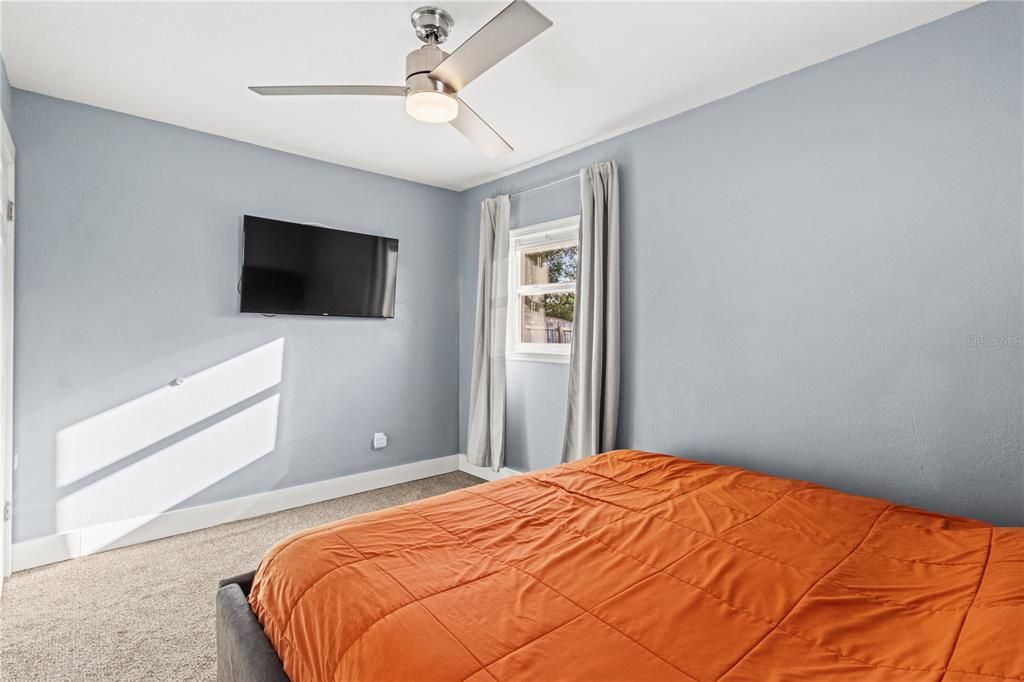 На продажу: $375,000 (3 спален, 3 ванн, 1347 Квадратных фут)