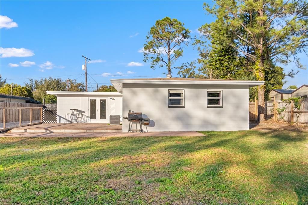 На продажу: $375,000 (3 спален, 3 ванн, 1347 Квадратных фут)