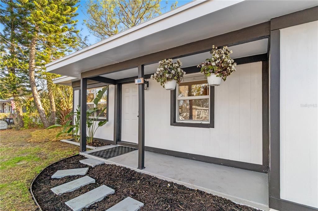 На продажу: $375,000 (3 спален, 3 ванн, 1347 Квадратных фут)