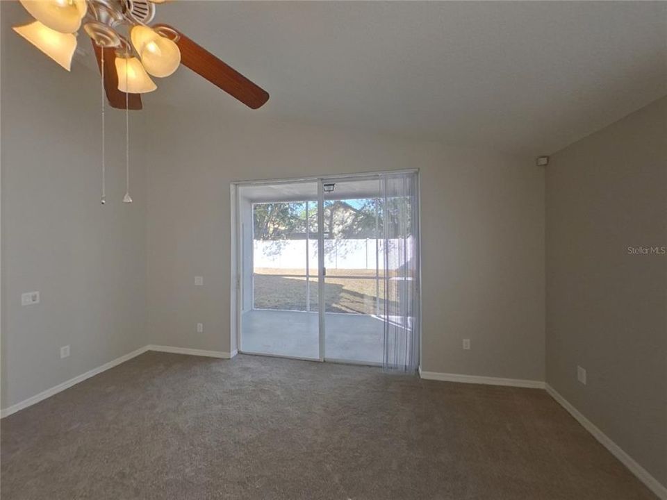 En Renta: $2,109 (3 camas, 2 baños, 1558 Pies cuadrados)