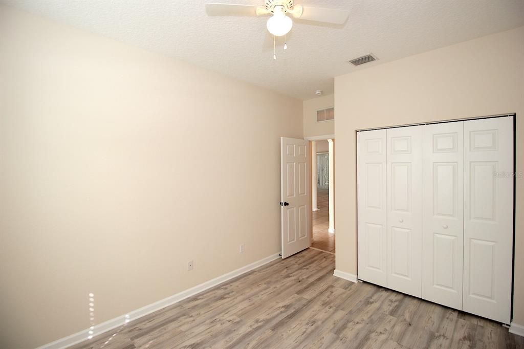 В аренду: $2,285 (3 спален, 3 ванн, 2223 Квадратных фут)