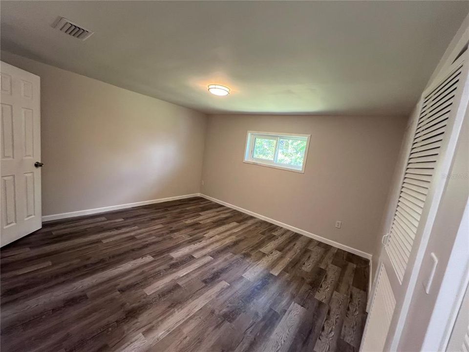 出租: $1,980 (3 贝兹, 2 浴室, 920 平方英尺)