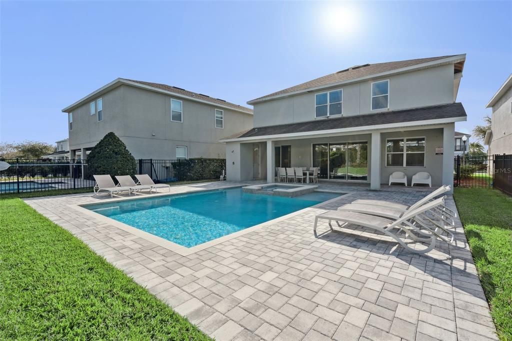 For Sale: $849,900 (8 beds, 6 baths, 3609 Square Feet)