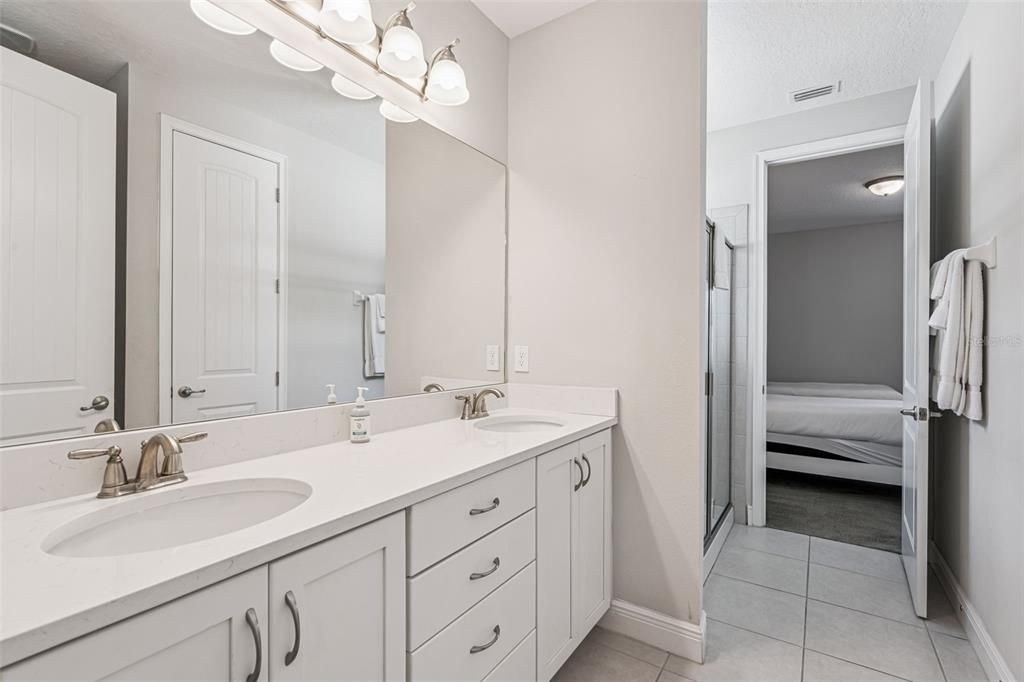 For Sale: $849,900 (8 beds, 6 baths, 3609 Square Feet)