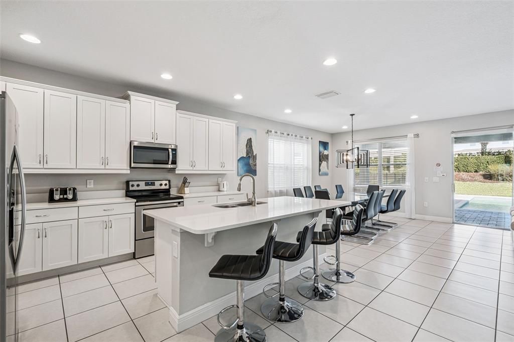 For Sale: $849,900 (8 beds, 6 baths, 3609 Square Feet)