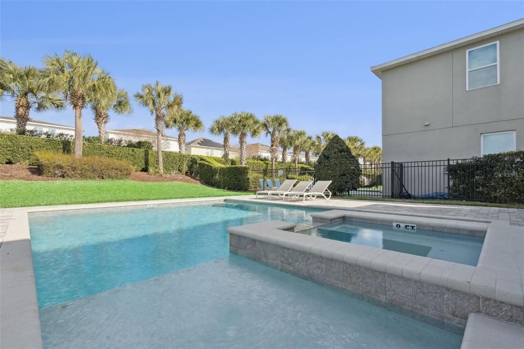 For Sale: $849,900 (8 beds, 6 baths, 3609 Square Feet)