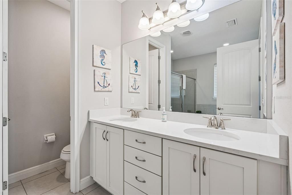 For Sale: $849,900 (8 beds, 6 baths, 3609 Square Feet)