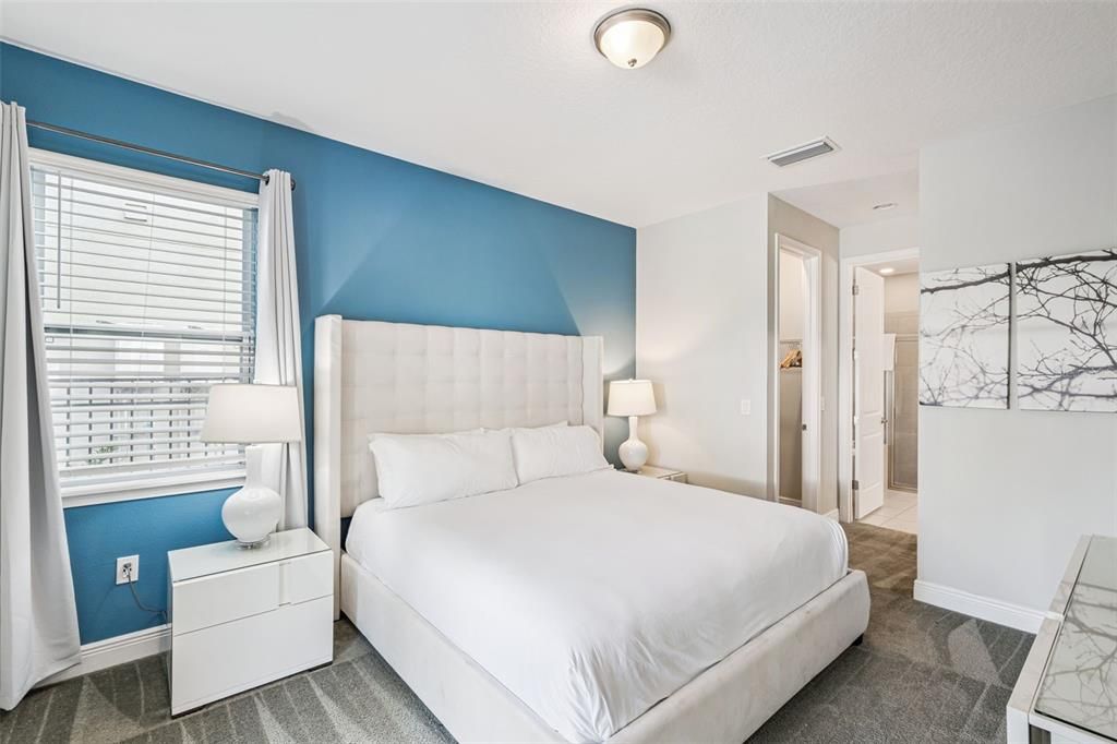 For Sale: $849,900 (8 beds, 6 baths, 3609 Square Feet)