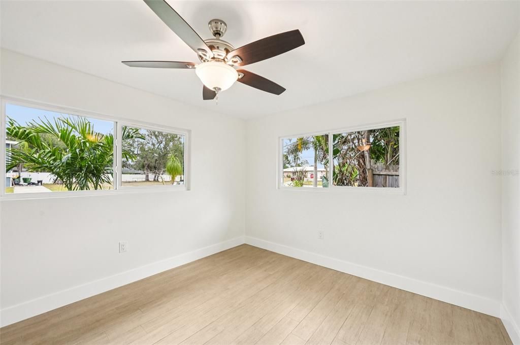 На продажу: $490,000 (3 спален, 2 ванн, 1530 Квадратных фут)