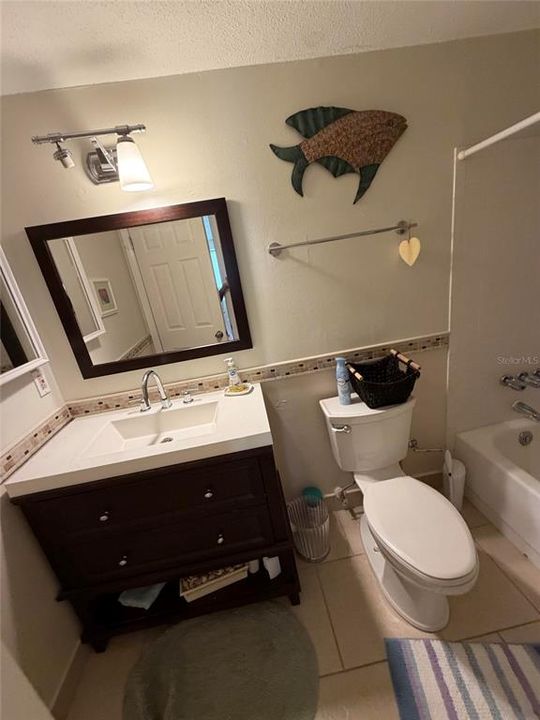 For Sale: $159,999 (2 beds, 2 baths, 1095 Square Feet)