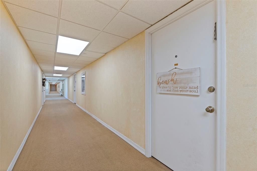 For Sale: $539,000 (2 beds, 2 baths, 1131 Square Feet)