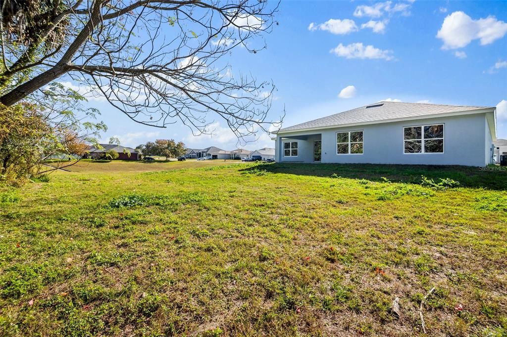 待售: $319,900 (4 贝兹, 2 浴室, 1986 平方英尺)