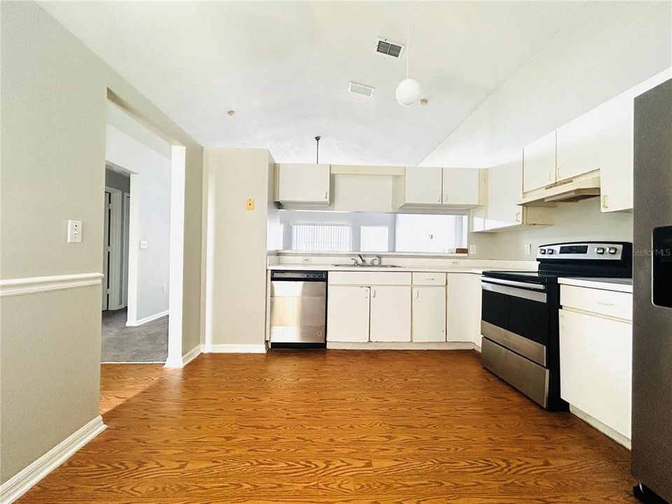 En Renta: $1,650 (3 camas, 2 baños, 1229 Pies cuadrados)