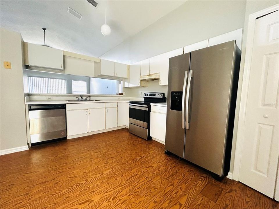 En Renta: $1,650 (3 camas, 2 baños, 1229 Pies cuadrados)