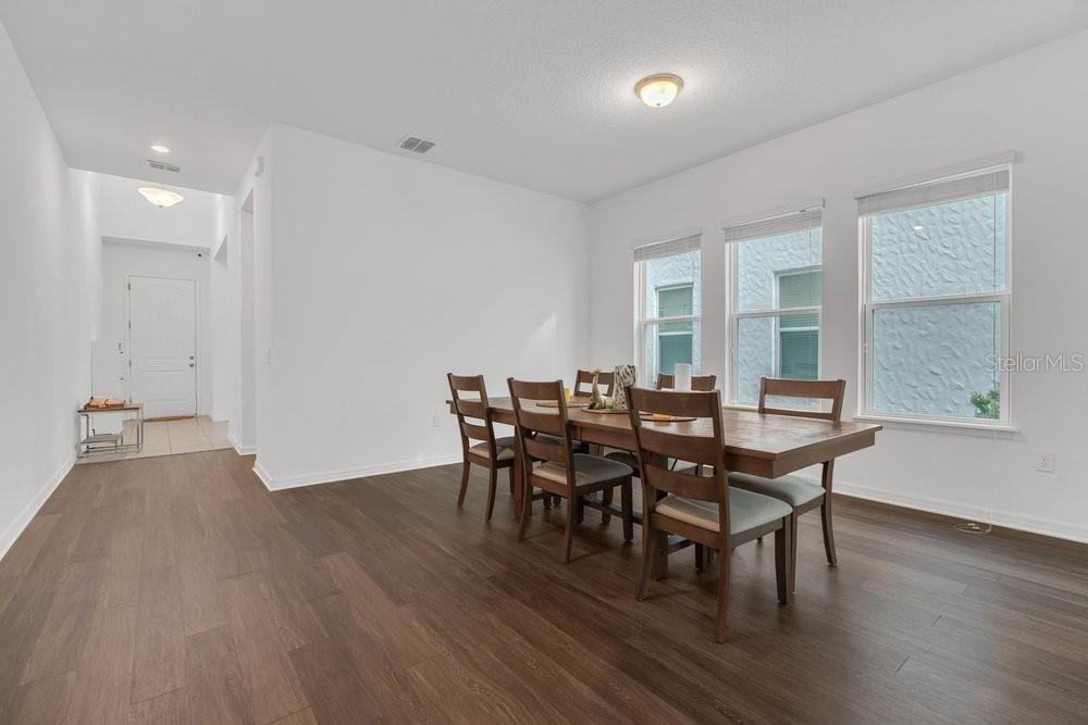 En Renta: $3,750 (5 camas, 4 baños, 3769 Pies cuadrados)