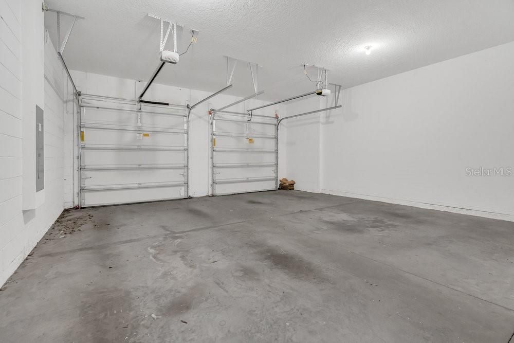 En Renta: $3,750 (5 camas, 4 baños, 3769 Pies cuadrados)