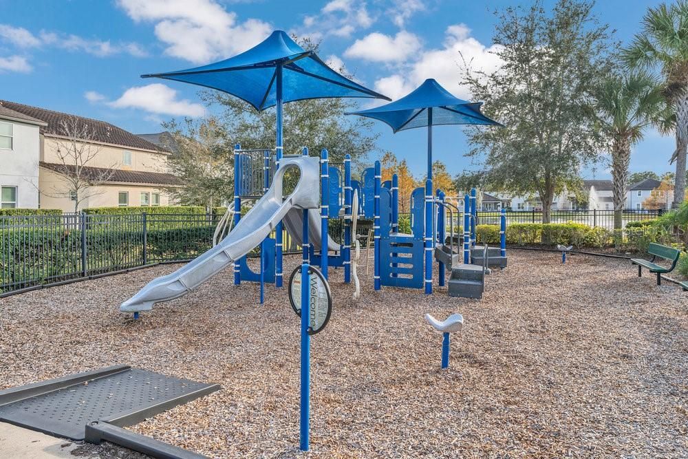 En Renta: $3,750 (5 camas, 4 baños, 3769 Pies cuadrados)