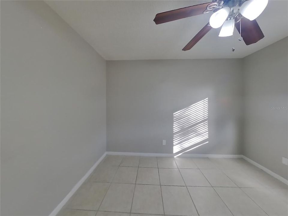 En Renta: $2,159 (4 camas, 2 baños, 1979 Pies cuadrados)