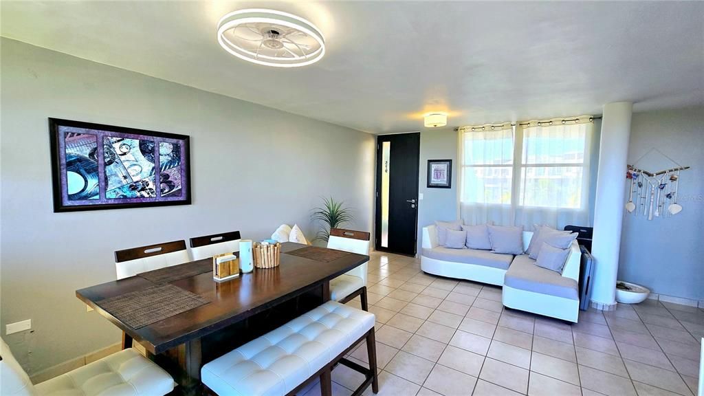 For Sale: $385,000 (3 beds, 2 baths, 1546 Square Feet)