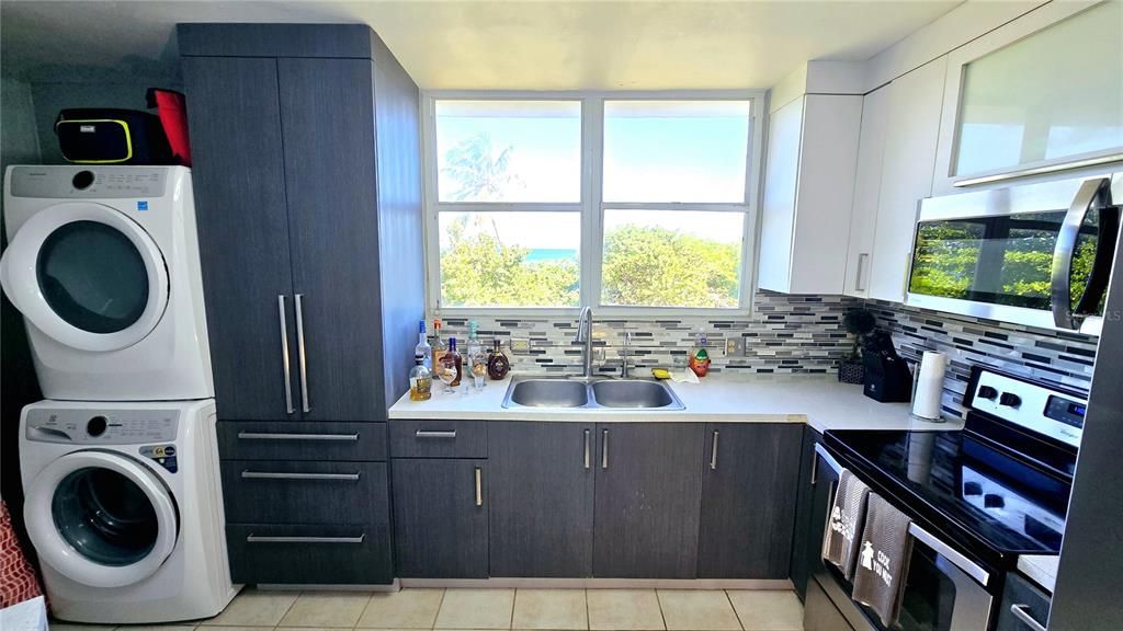 For Sale: $385,000 (3 beds, 2 baths, 1546 Square Feet)