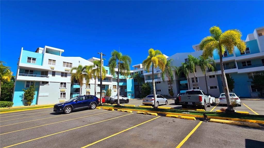 For Sale: $385,000 (3 beds, 2 baths, 1546 Square Feet)