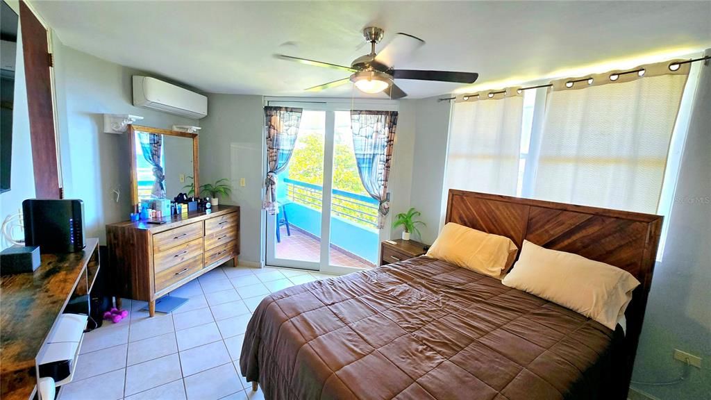 For Sale: $385,000 (3 beds, 2 baths, 1546 Square Feet)