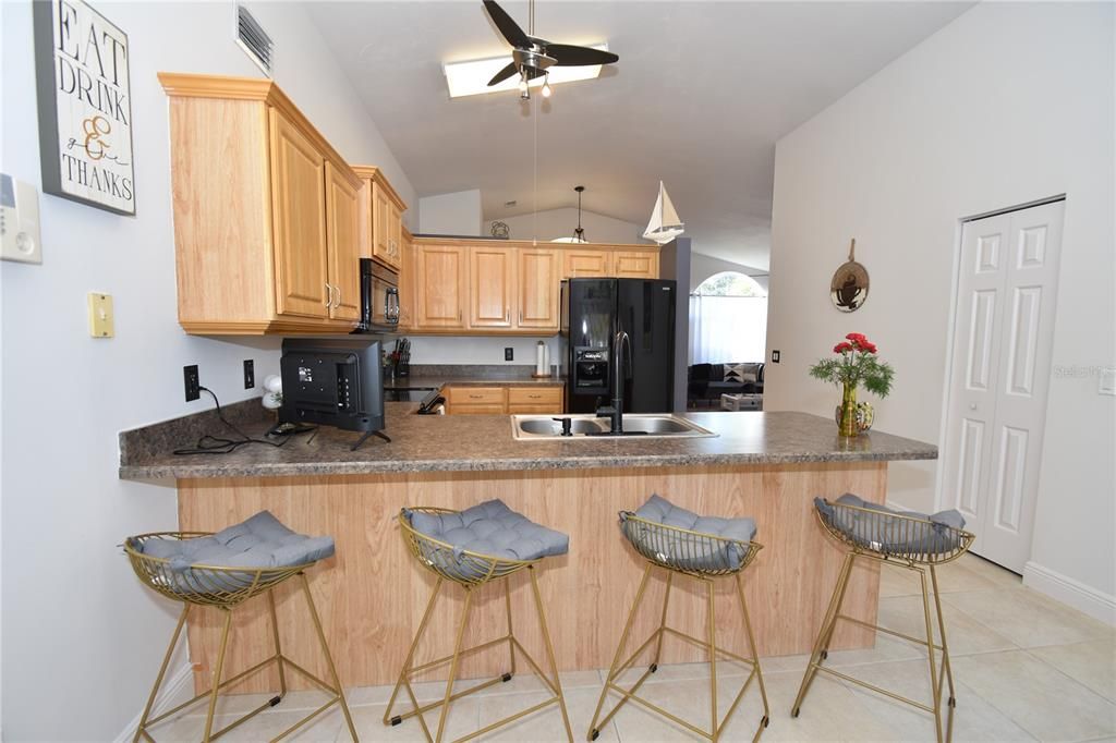 待售: $309,900 (3 贝兹, 2 浴室, 1580 平方英尺)